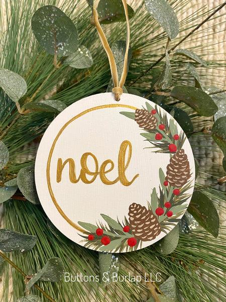Christmas pinecones wood ornament