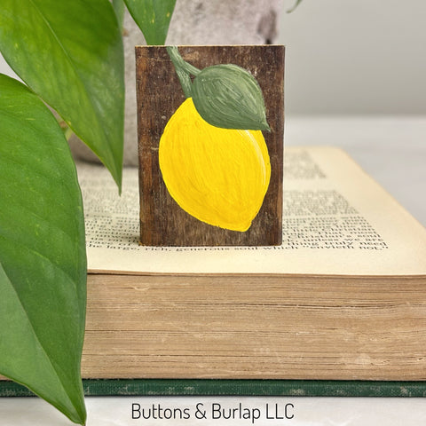 Lemon lath sitters