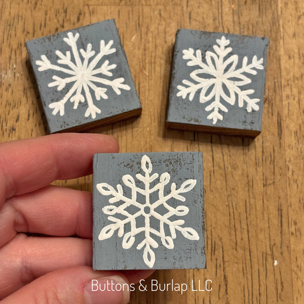 Mini blue snowflake lath sitters