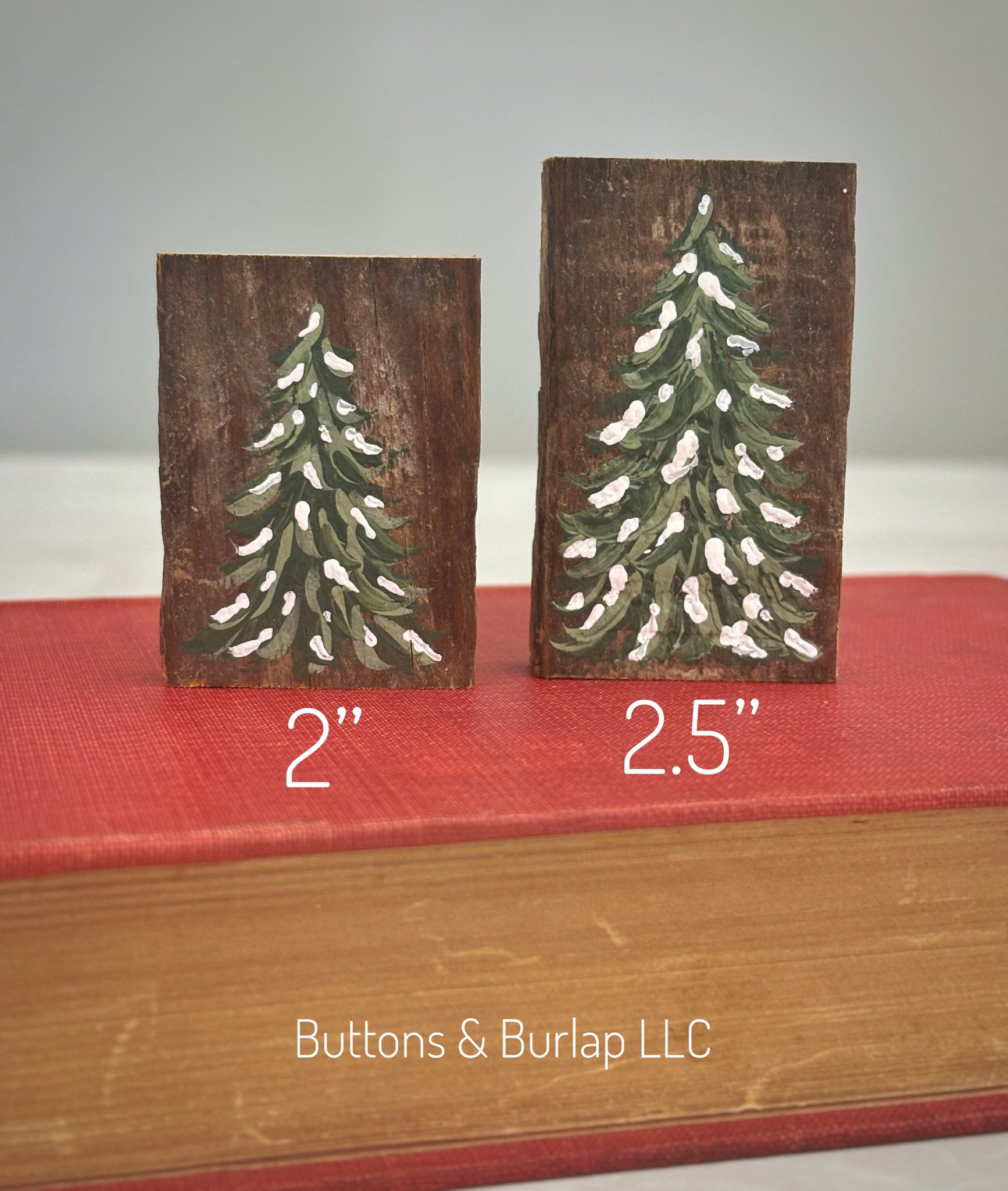 Mini snowy tree lath sitters