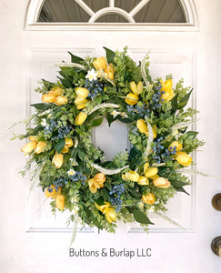 Yellow tulip and blueberry wreath