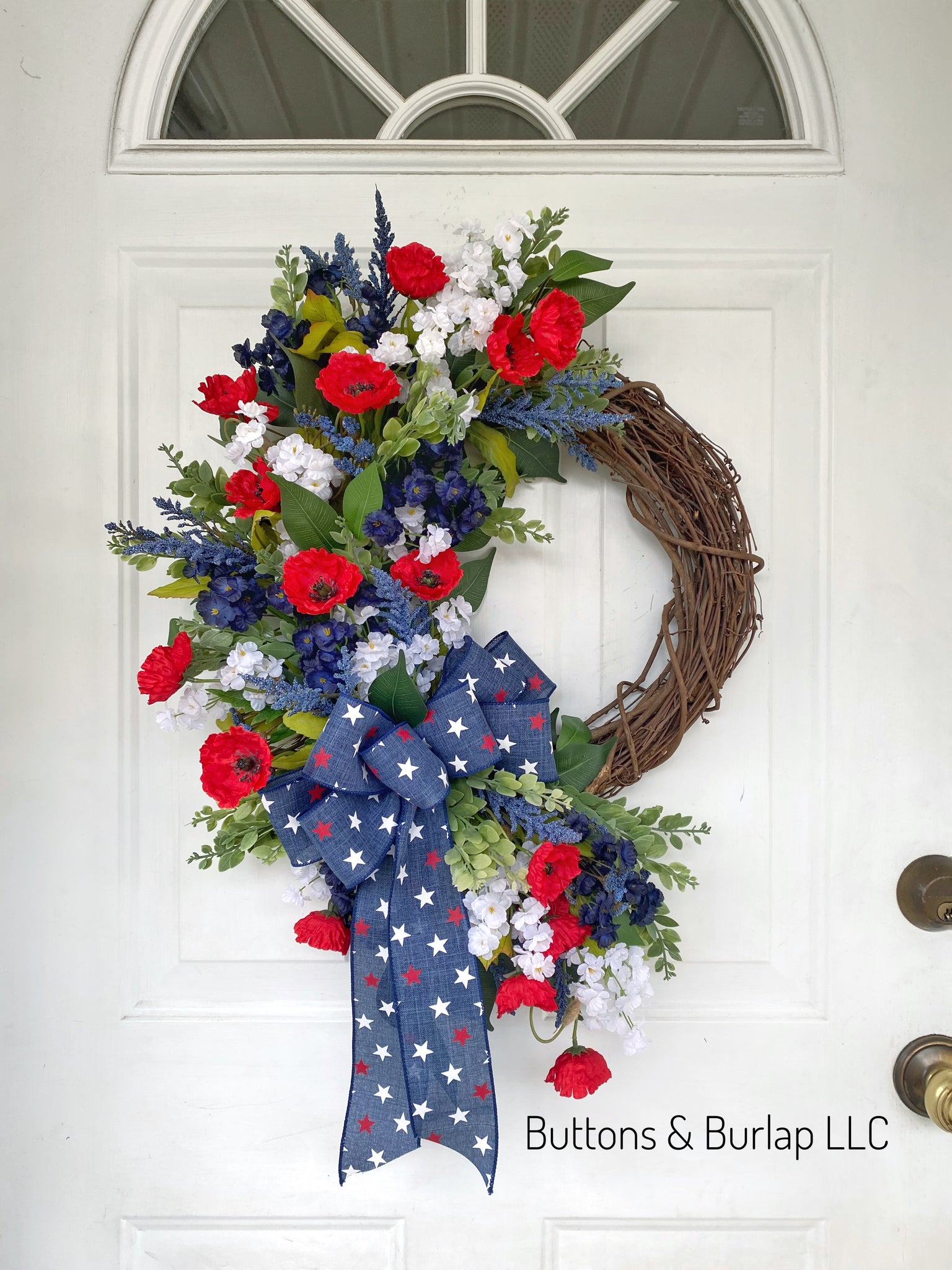 Patriotic wreath, red poppies & blue florals