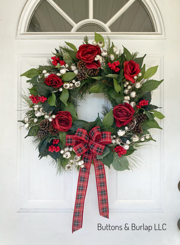 Christmas wreath, glittered berries, red roses